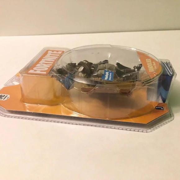 2018 Fortnite Bandolier Solo Mode  Action Figure Epic Games Damaged Box - Picture 15 of 16